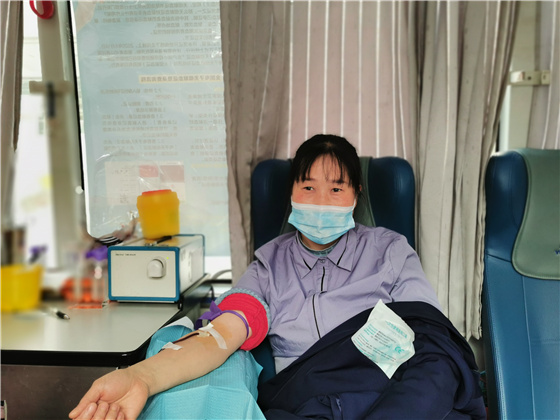 人民警察一心為民，捋袖捐血鐵血柔情——安康市公安局積極開展冬季獻(xiàn)血活動